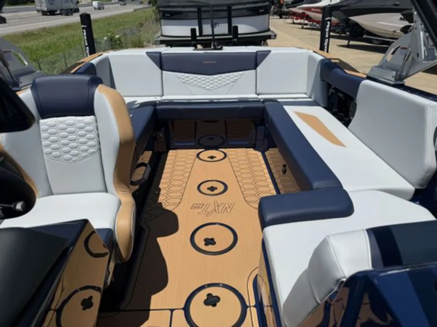 2026 MasterCraft NXT22
