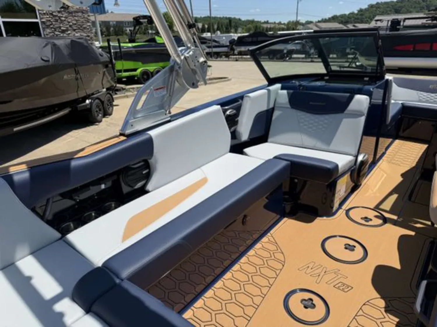 2026 MasterCraft NXT22