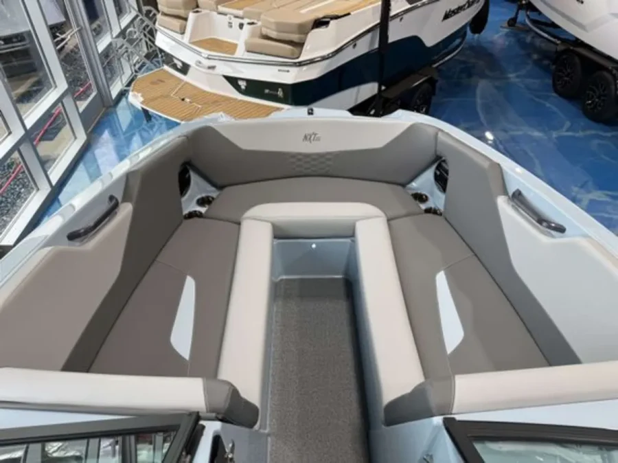 2026-mastercraft-nxt24-143137-image3.webp