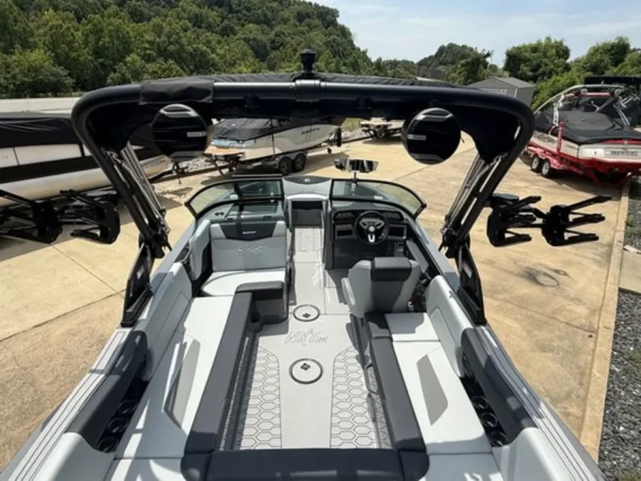 2026-mastercraft-nxt23-143138-image12.webp
