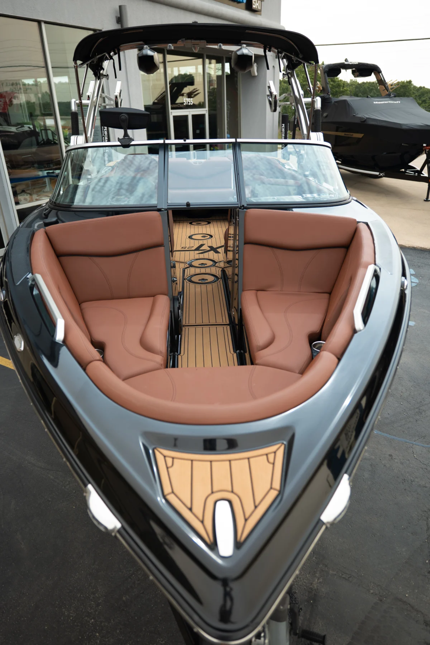 2020 MASTERCRAFT XT25 1 OWNER 281HRS VERY CLEAN 