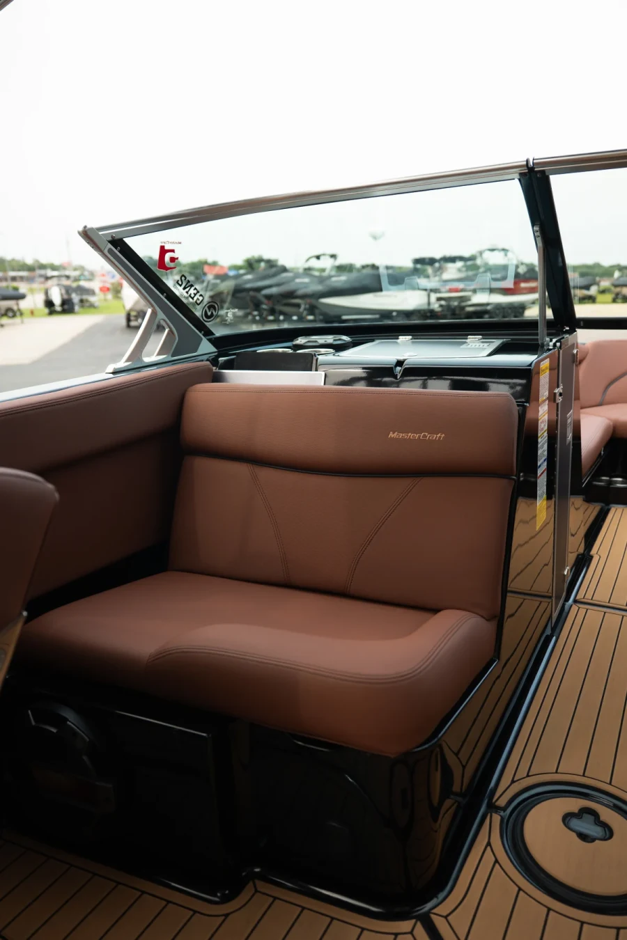 2020-mastercraft-xt25-143141-image12.webp