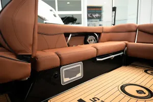 2020-mastercraft-xt25-143141-image14.webp