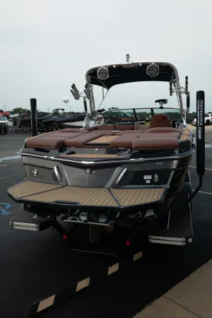 2020-mastercraft-xt25-143141-image7.webp