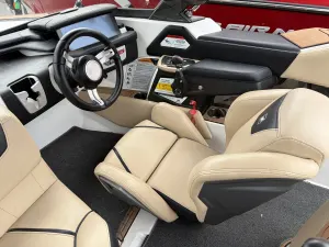 2019-nautique-ski-nautique-143144-image3.webp