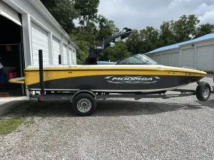 2011-moomba-mobius-lsv--143161-image0.webp