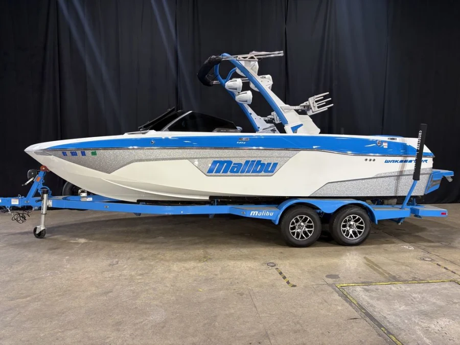 2022-malibu-wakesetter-23-lsv-143176-image2