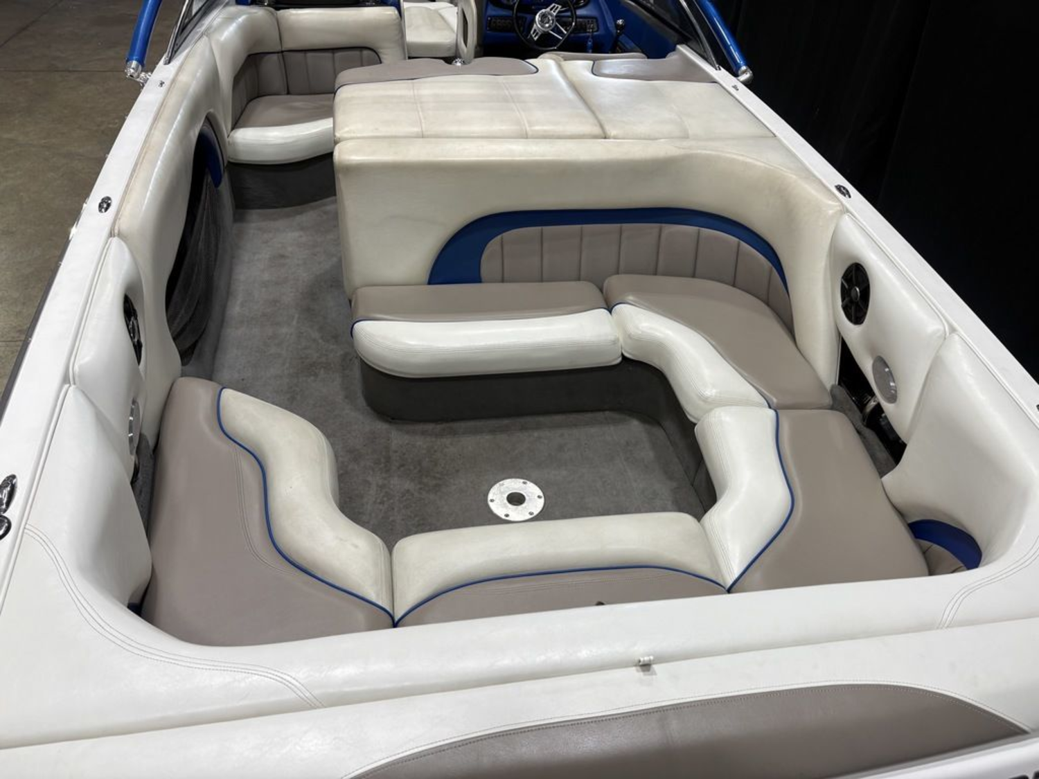 2005 Malibu 23 XTI