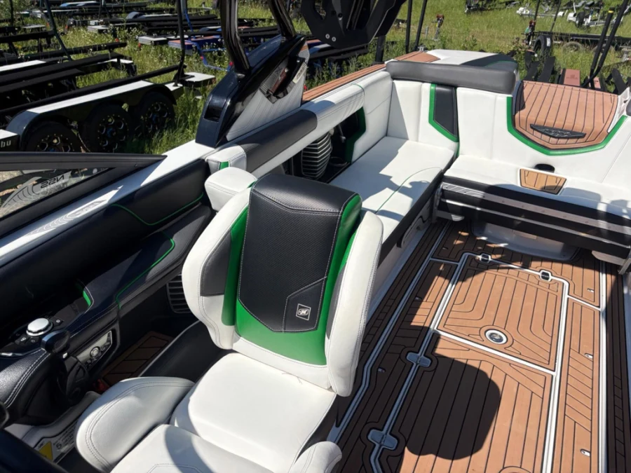 2016-nautique-g25-143178-image10