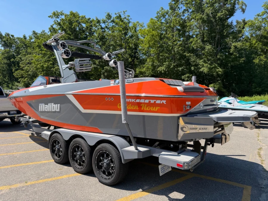 2021-malibu-wakesetter-24-mxz-143179-image3