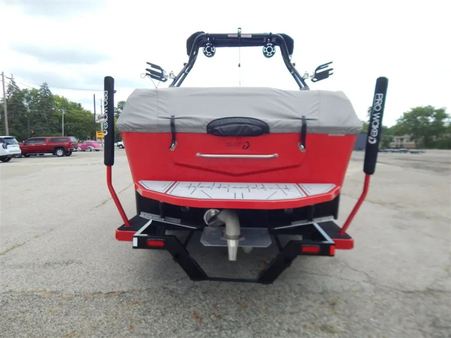 2023-moomba-max-143189-image0.webp