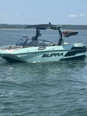 2024 Supra Boats SE550 Icon