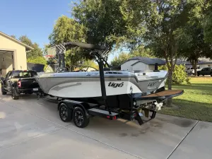 2018-tige-r23-143276-image1.webp