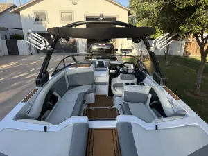2018-tige-r23-143276-image10.webp
