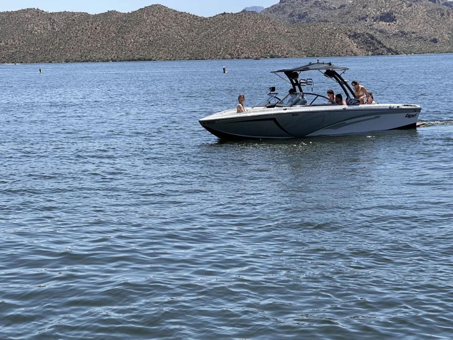 2018 Tige R23 - 274 Hours - Stern Thruster - Garage Kept