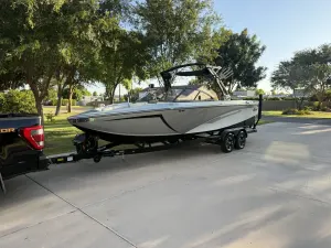2018-tige-r23-143276-image6.webp