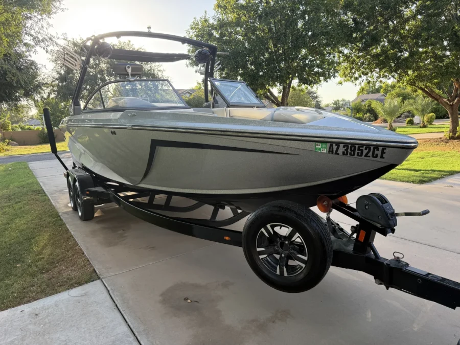 2018-tige-r23-143276-image7.webp