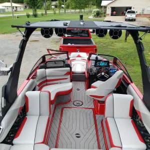 2017-malibu-wakesetter-23-lsv-143291-image1.webp
