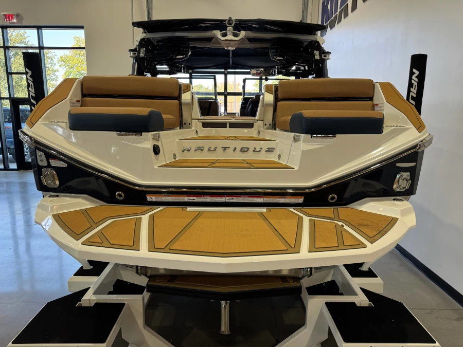 2027-nautique-g23-paragon-144211-image8