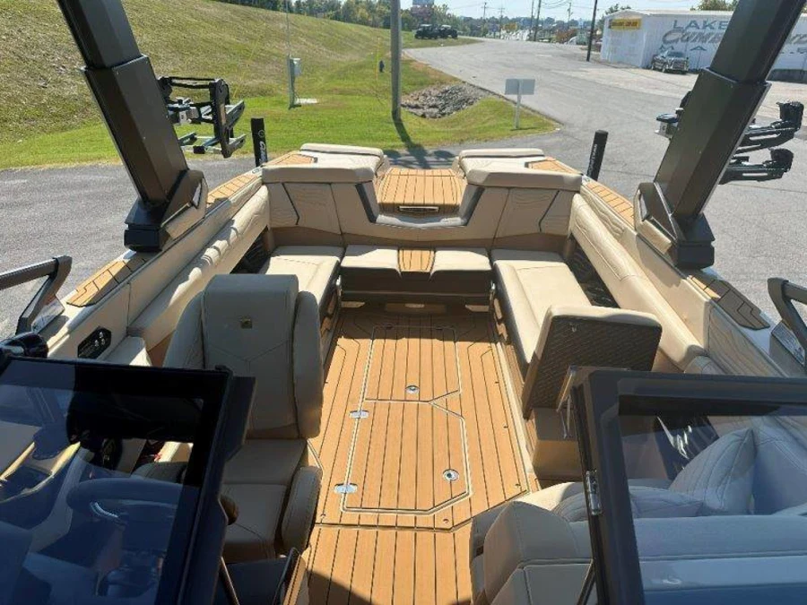 2027-nautique-g25-144861-image20