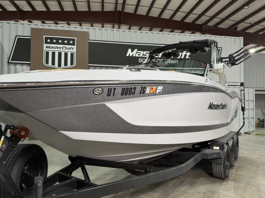 2023-mastercraft-x24-144865-image19