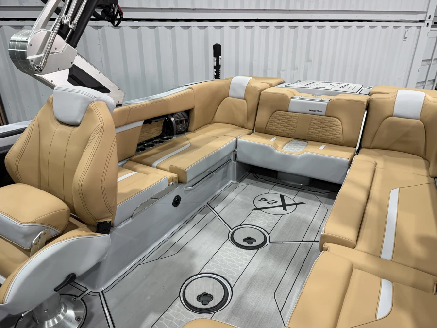 2023-mastercraft-x24-144865-image29