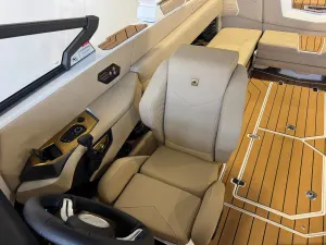2027-nautique-g25-144868-image21