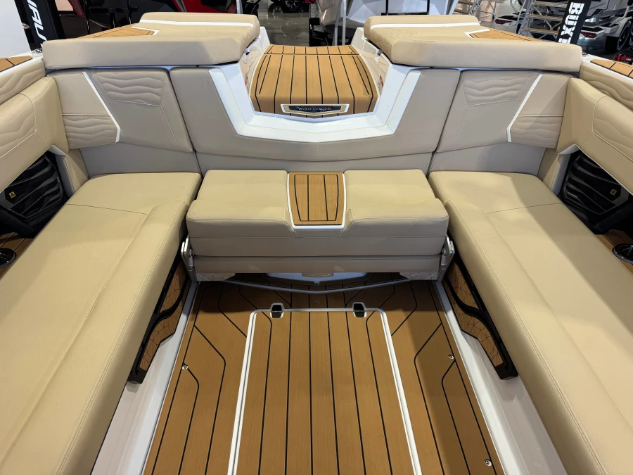 2027-nautique-g25-144868-image27