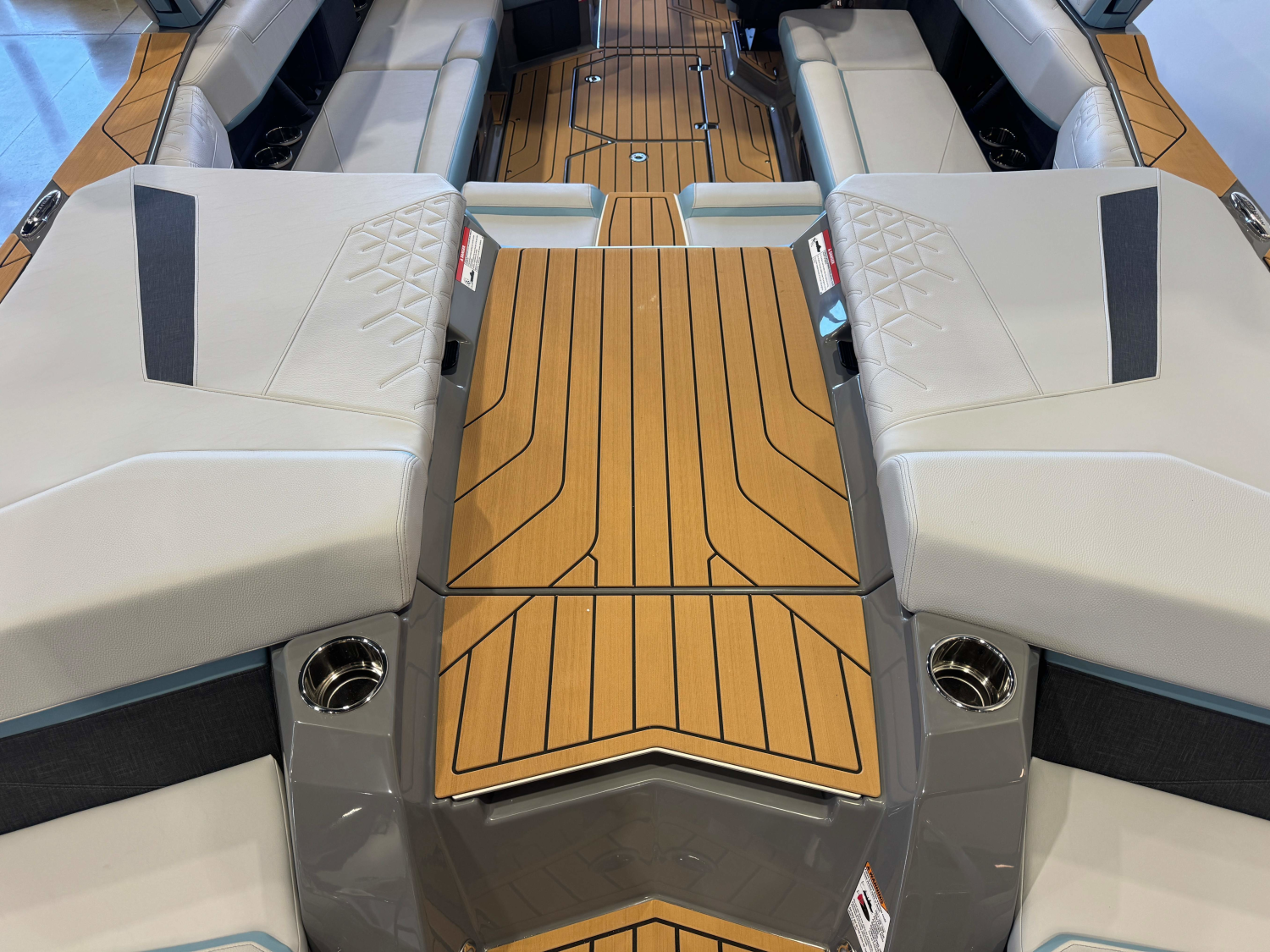 2027 Nautique Super Air Nautique S23
