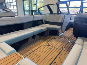 2027-nautique-s23-144869-image15