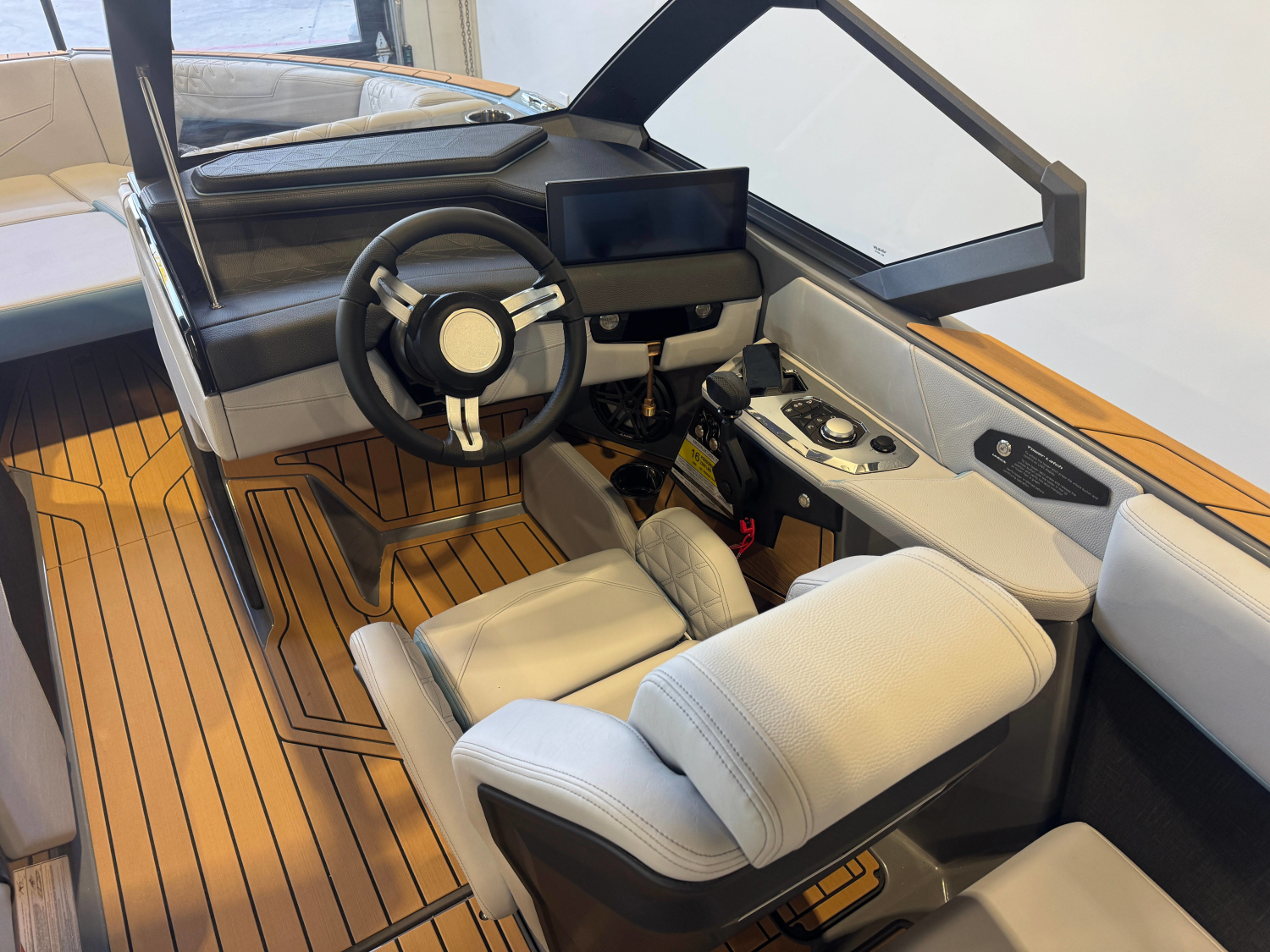 2027 Nautique Super Air Nautique S23