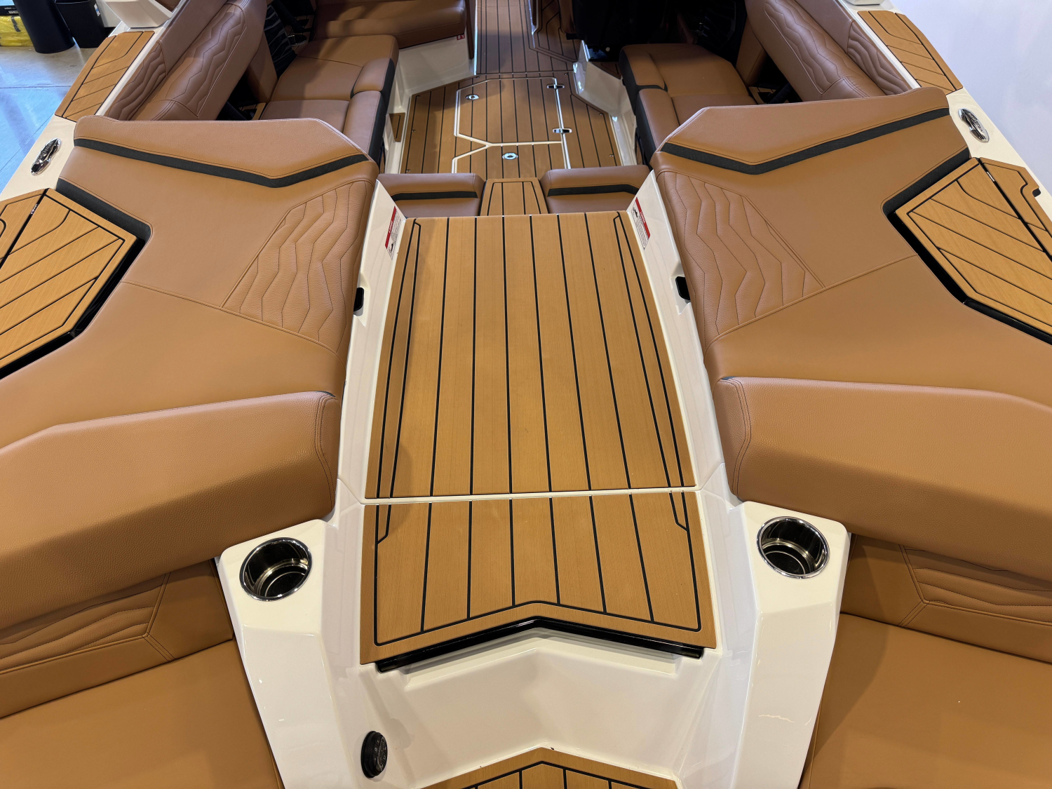 2027 Nautique Super Air Nautique G23