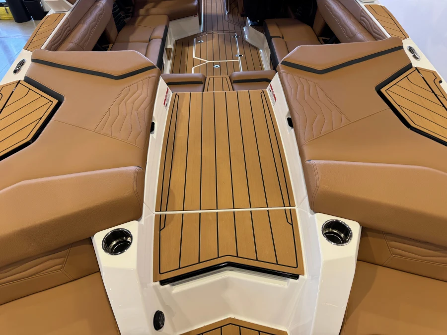 2027-nautique-g23-144870-image11