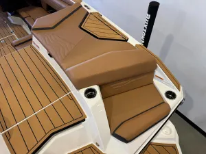 2027-nautique-g23-144870-image12
