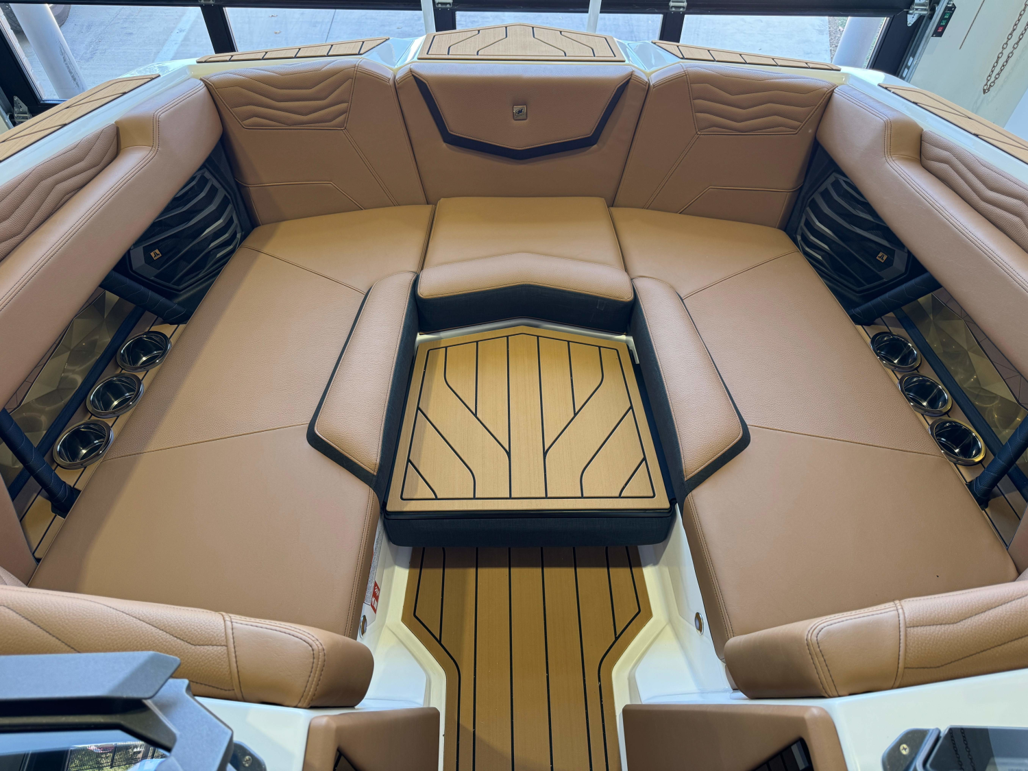 2027 Nautique Super Air Nautique G23