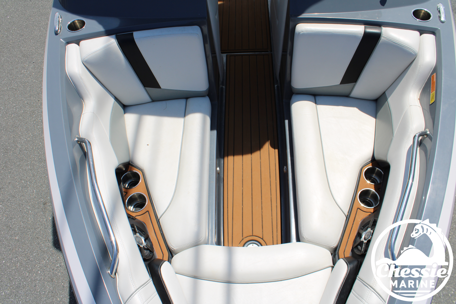 2015 Nautique Super Air 230