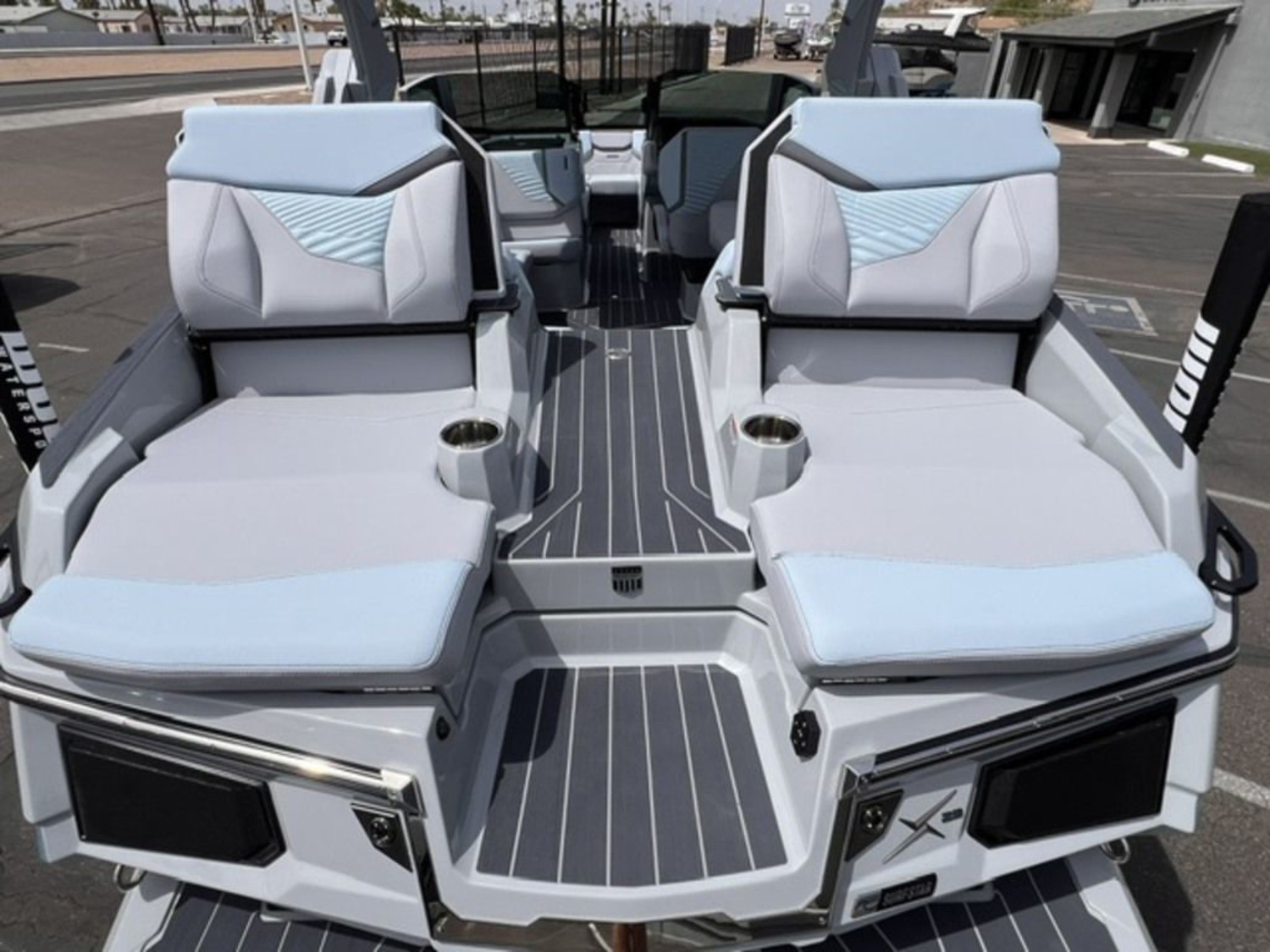 2027 Mastercraft X23