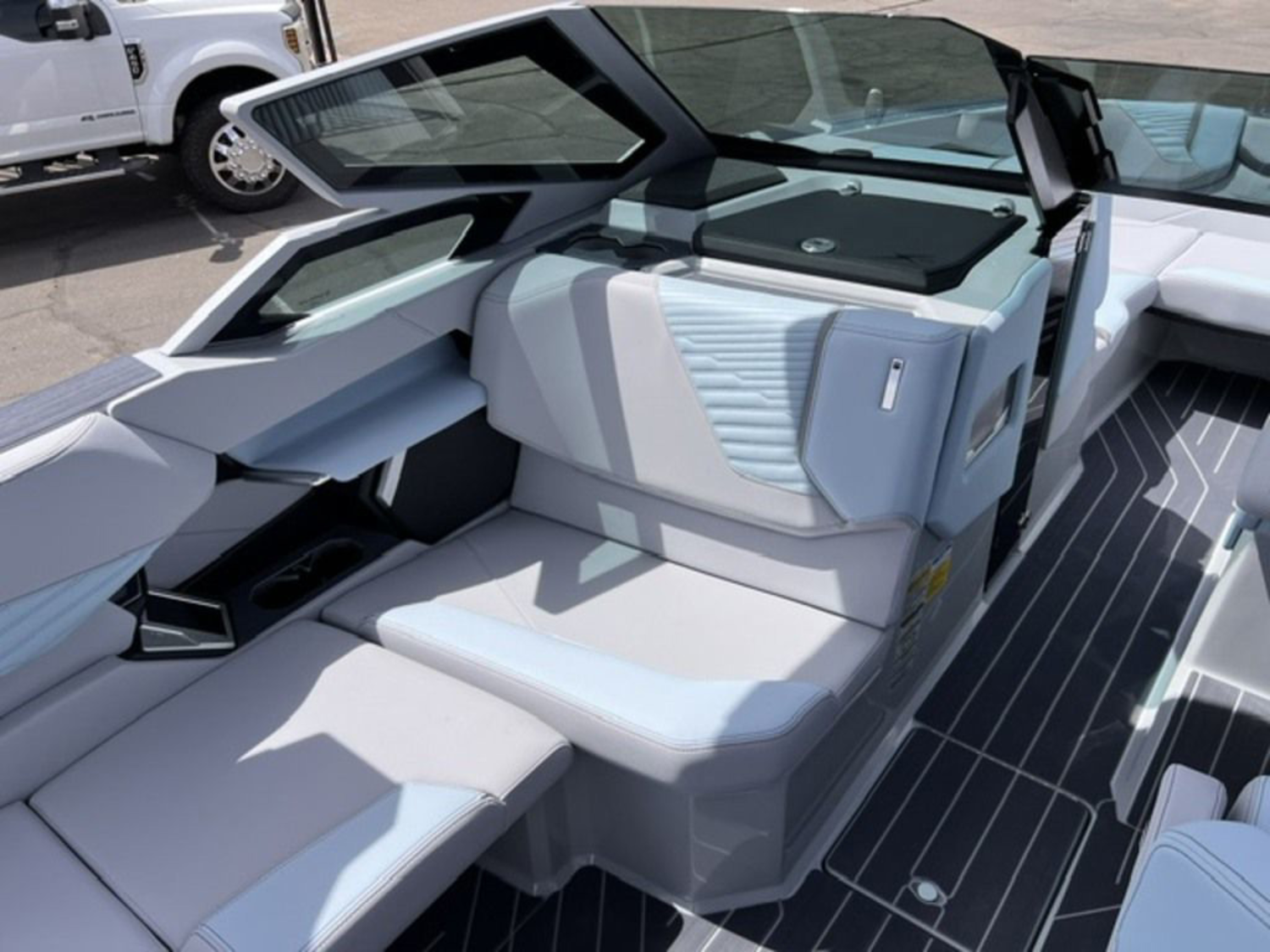 2027 Mastercraft X23