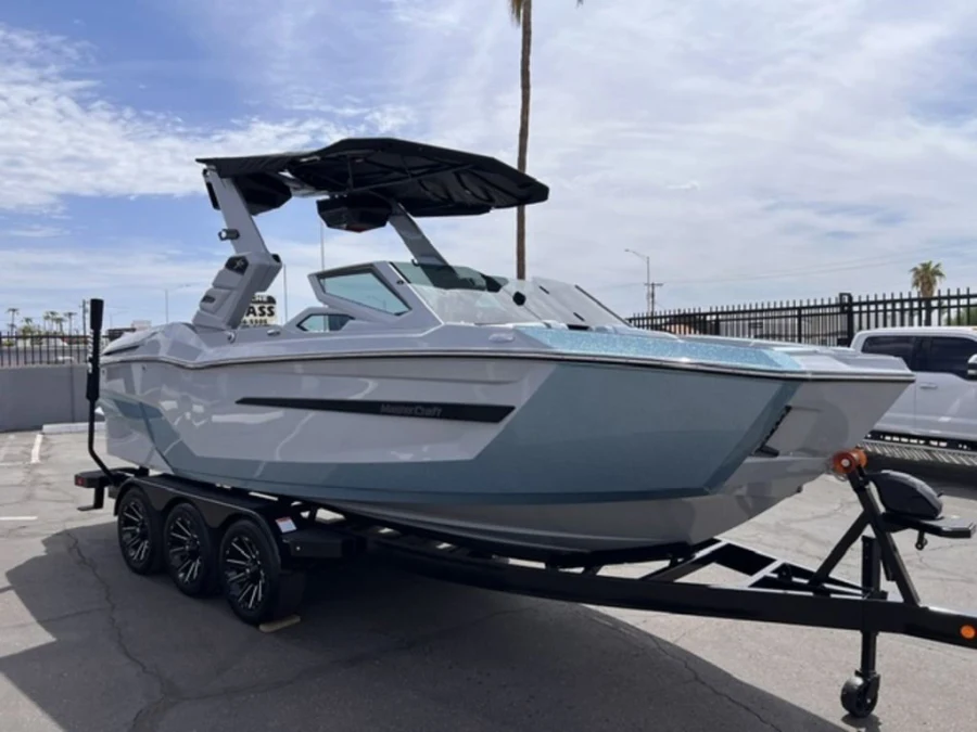 2027-mastercraft-x23-144879-image4