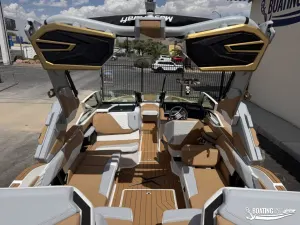 2027-mastercraft-x23-144886-image6
