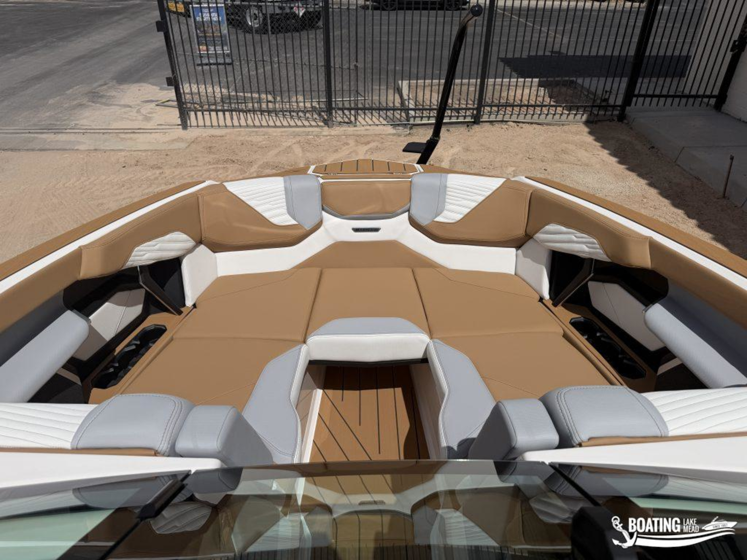 2027 MasterCraft X23