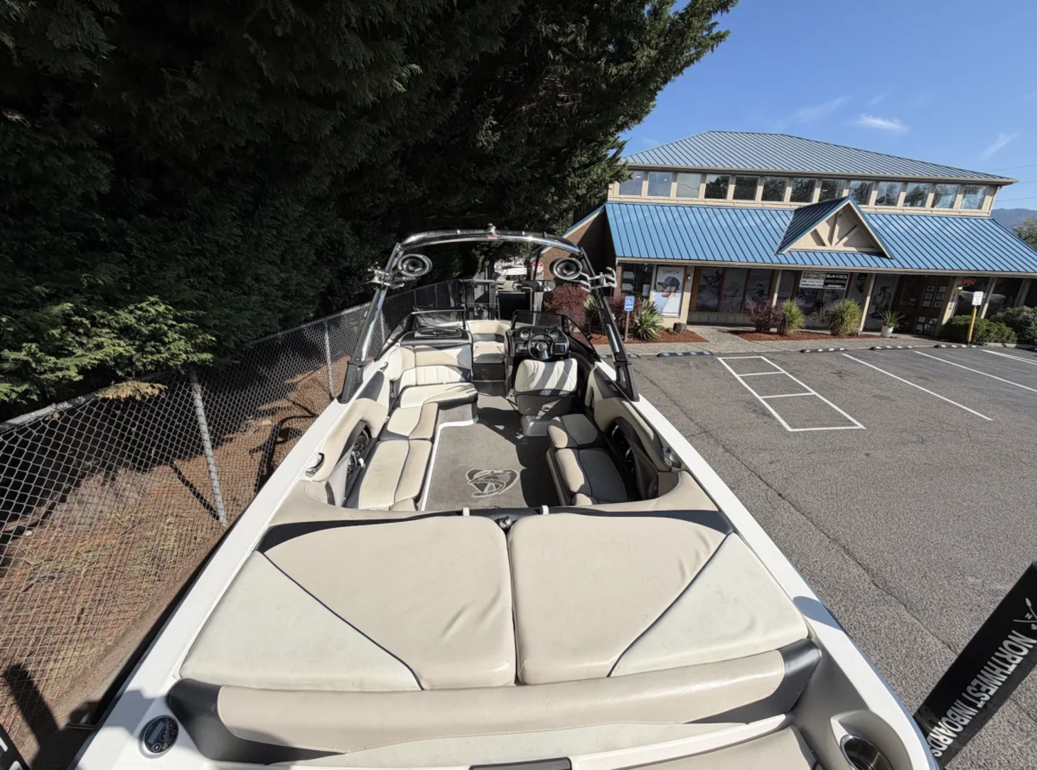 2012 Malibu 247 LSV