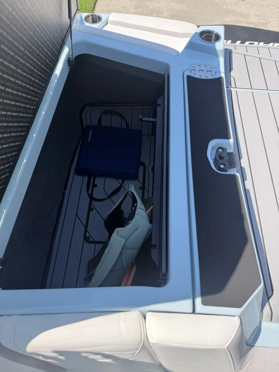 2026-nautique-g23-144911-image6.webp