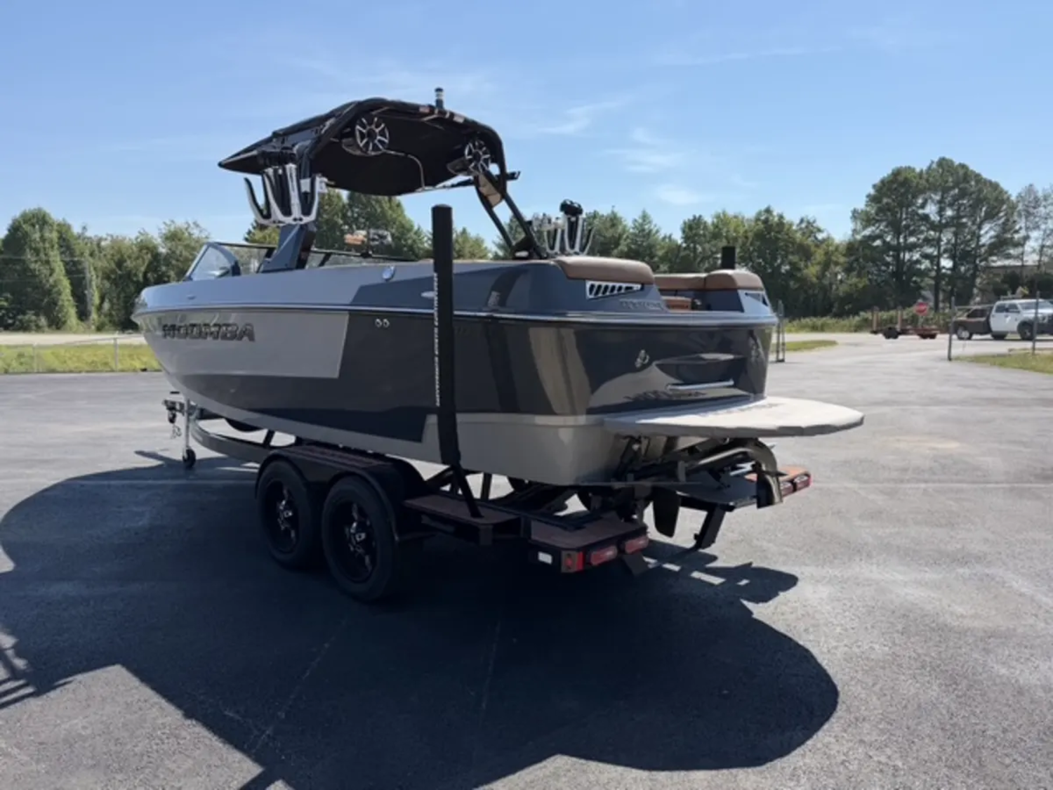 2023 Mojo, super clean 184 hours 