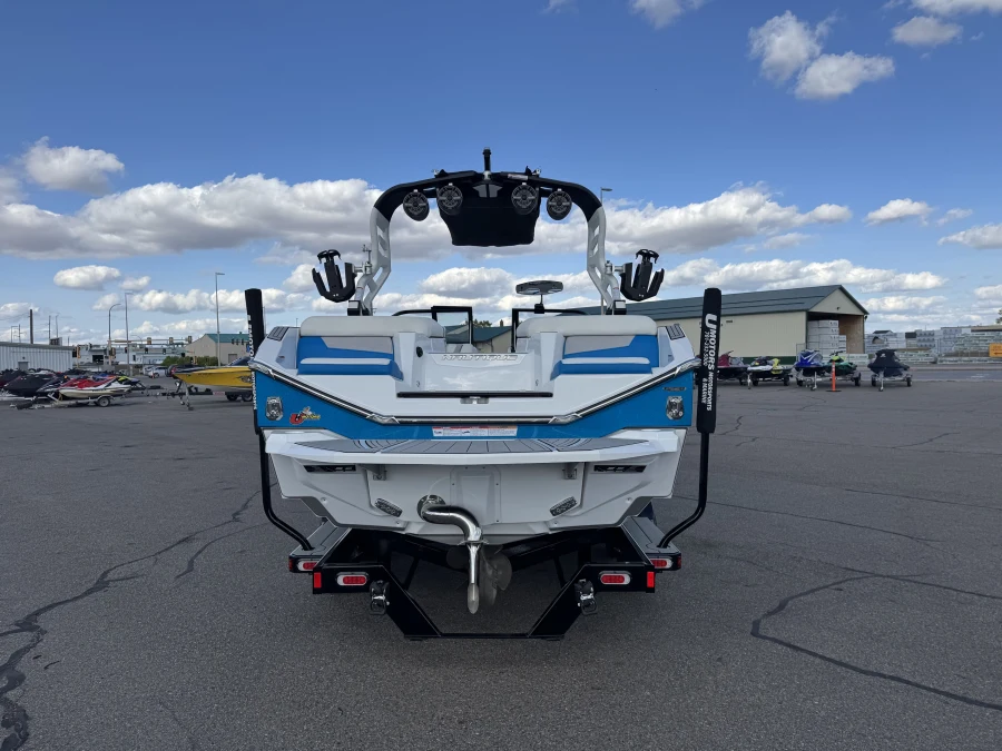 2021-nautique-g23-145656-image3