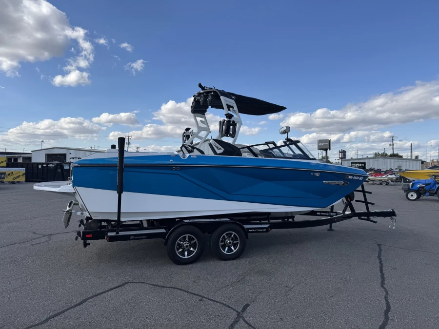 2021-nautique-g23-145656-image4