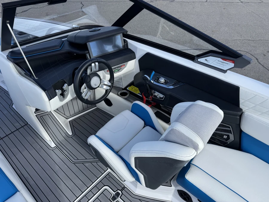 2021-nautique-g23-145656-image7