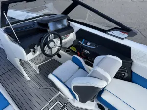 2021-nautique-g23-145656-image7
