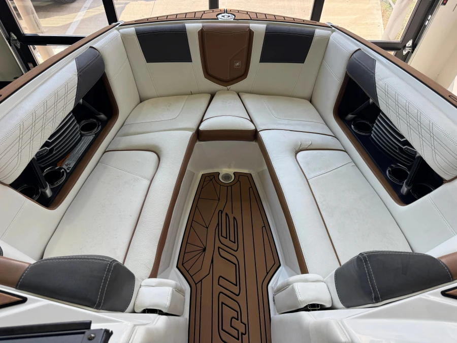 2016-nautique-g23-145657-image17