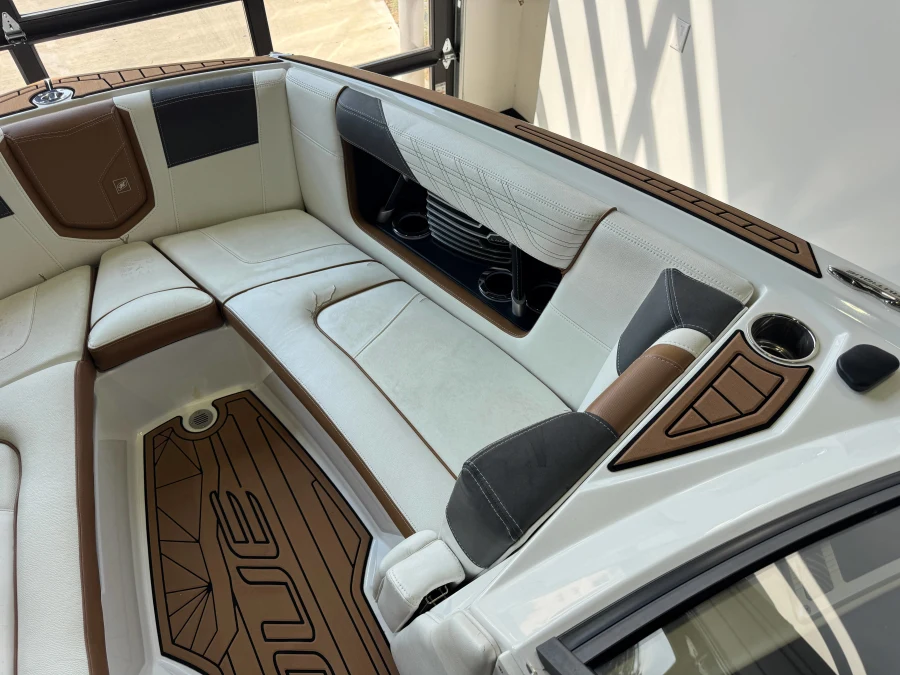 2016-nautique-g23-145657-image18